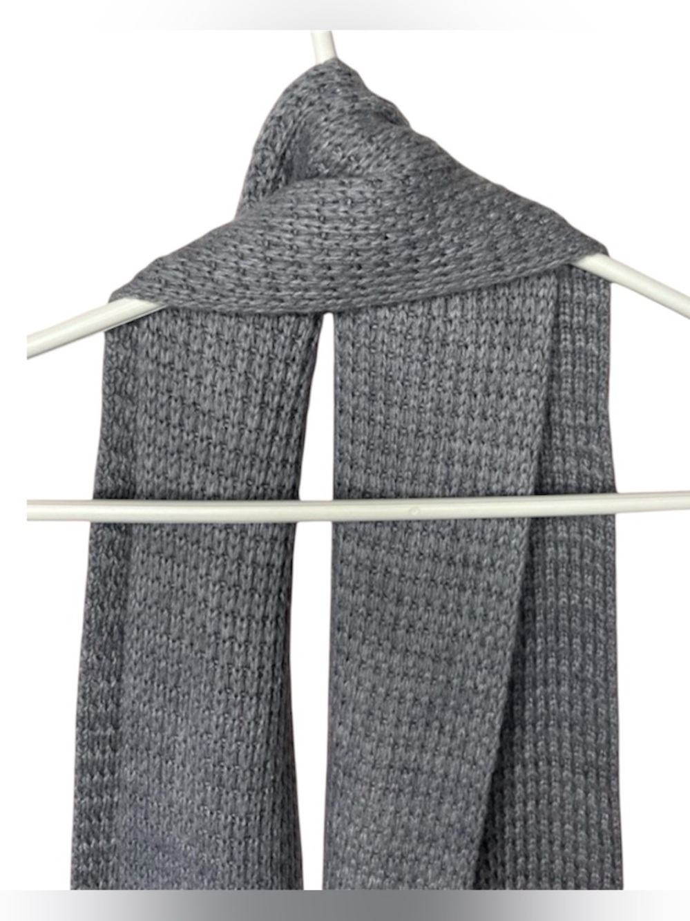Calvin Klein Knit Scarf - Picture 5 of 9